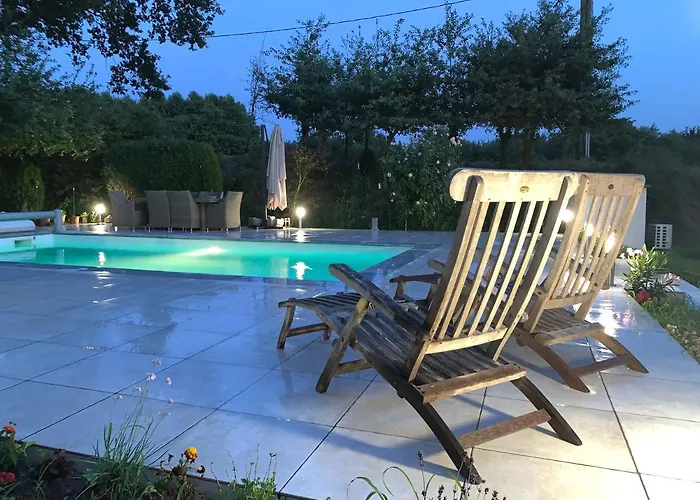 فيلة La Metairie - Largiliere Orx