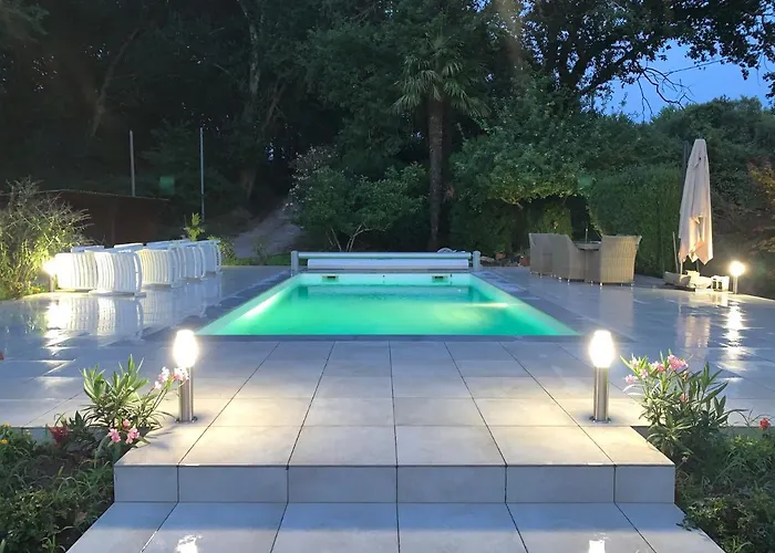 La Metairie - Largiliere فيلة