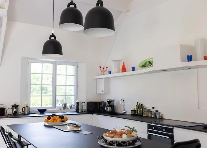 فيلة La Metairie - Largiliere